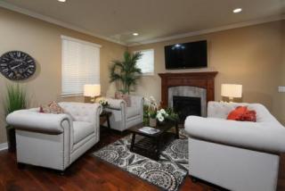 1355 Magnolia Ave, Monrovia CA  91016-4021 exterior