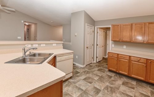 1444 Home Wood Ct, Amelia OH  45102-1687 exterior