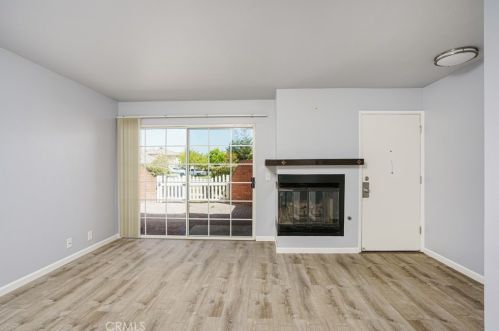 2404 Village Ct, Santa Maria, CA 93455-3450