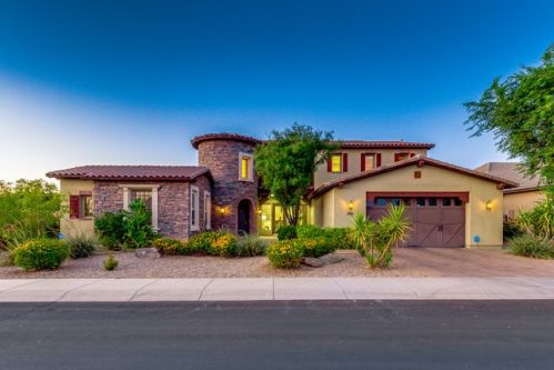2822 Warbler Rd, Gilbert, AZ 85297-8144