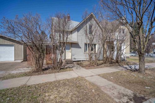 5 58th Ave, Duluth MN  55804-2505 exterior