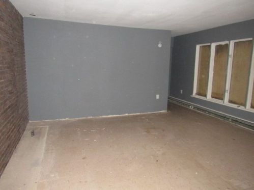 2216 2 St, South Connellsville PA  15425-5313 exterior