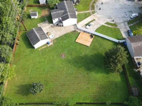 2486 Opal Ct, Darbydale, OH 43123-1128