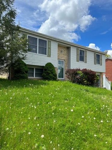 4097 Greenridge Dr, Verona, PA 15147-2223
