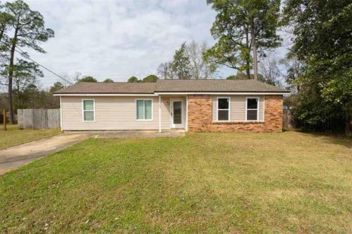 1343 Continental Dr, Pensacola, FL 32506-3678