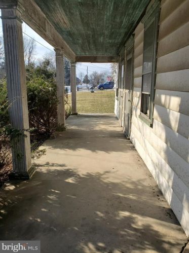 1548 Trindle Rd, Carlisle, PA 17015-9759
