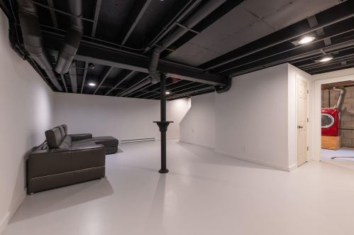 7021 Waterford Ave, Milwaukee WI  53220-2419 exterior