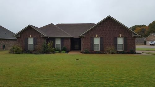 346 Canvasback Dr, Medina, TN 38355-6824