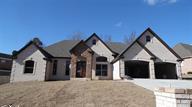 2404 Southwind Dr, Paragould, AR 72450-9140