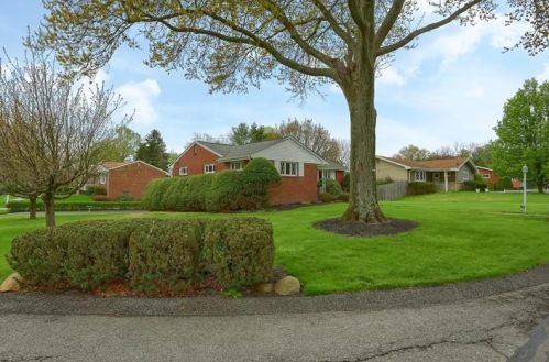 106 Abard Dr, Pittsburgh, PA 15237-3751