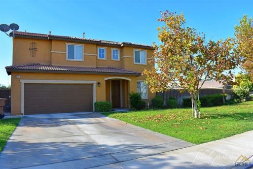 5525 Warren Ridge Dr, Bakersfield, CA 93313-5656