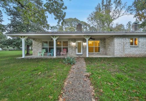 13241 Nicholson Rd, Conroe, TX 77303-3839