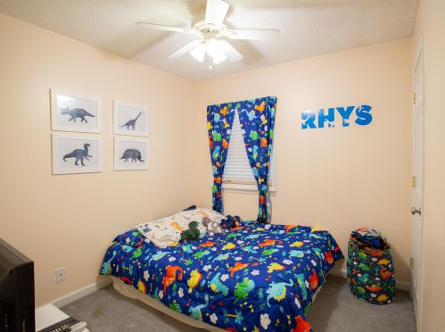 10328 Sunset Dr, Florence KY  41042-3348 exterior