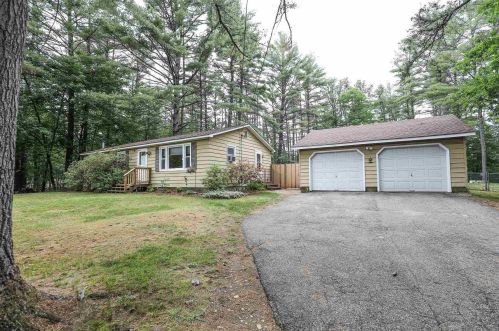 3 Martinson Ln, Allenstown, NH 03275-2305