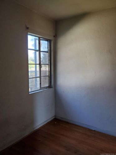 2403 Shamrock St, San Diego CA 92105-4516 exterior