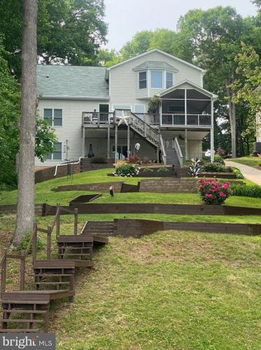 193 White Oak Dr, Mineral VA  23117-4705 exterior