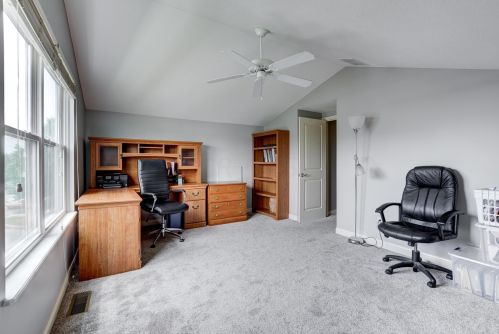 4704 Trumhall Dr, Darbydale OH  43123-8127 exterior