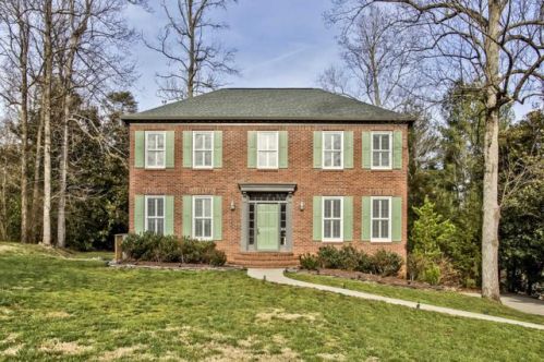 2028 Lyons Ridge Rd, Knoxville, TN 37919-8954