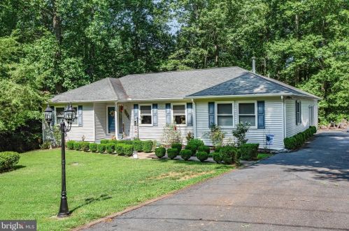 548 Harrison Cir, Locust Grove, VA 22508-5304