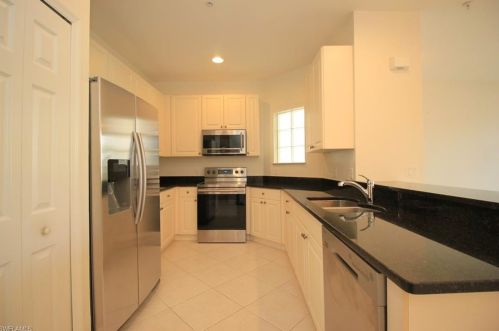 1370 Sweetwater Cv, Naples FL  34110-4201 exterior