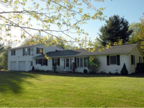 109 Snow Rd, Harpursville, NY 13787-1031