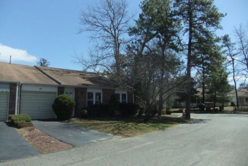 117 Maplecrest Dr, Lakewood, NJ 08701-0073