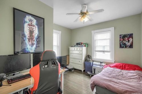 2 Riverside Dr, Airmont NY  10901-5703 exterior