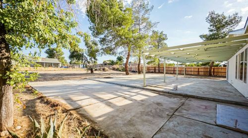 11501 Low Chaparral Dr, Victorville CA  92392-9566 exterior