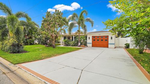 7849 3rd Ave, Saint Petersburg, FL 33707-1025