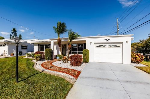 10152 43rd St, Pinellas Park, FL 33782-3736