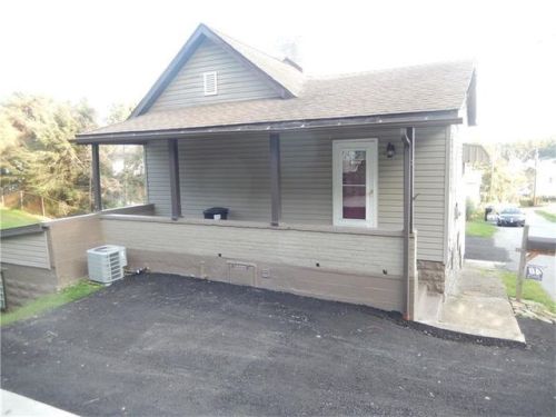 602 Maple St, Penn, PA 15675-9703