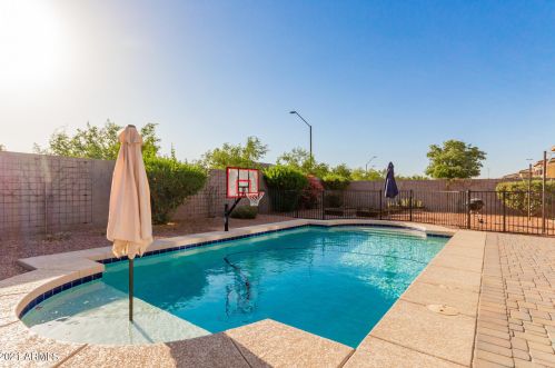 15500 178th Dr, Sun City AZ  85388-3109 exterior