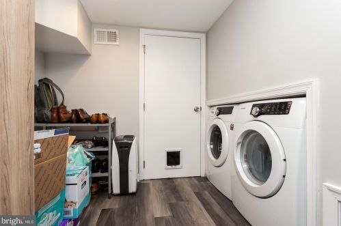 726 24 St, Philadelphia PA 19146-2540 exterior