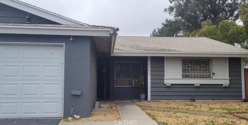 9033 Hazeltine Ave, Van Nuys, CA 91402-1903