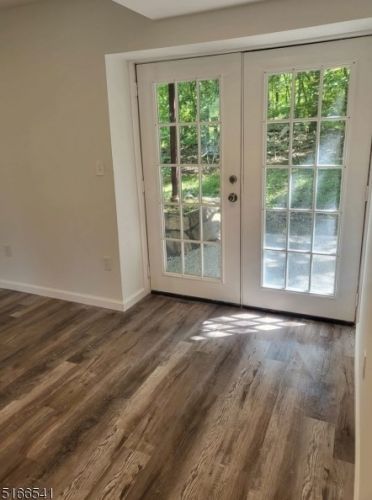 18 Berry Ln, West Milford NJ  07480-3632 exterior