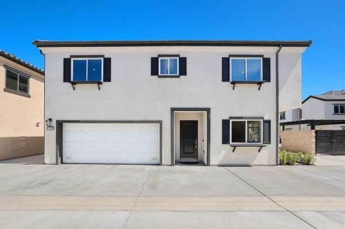 21076 Cypress St, Covina, CA 91724-2331