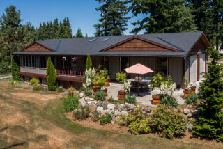 164 Wiser Lake Rd, Lynden, WA 98264-9451