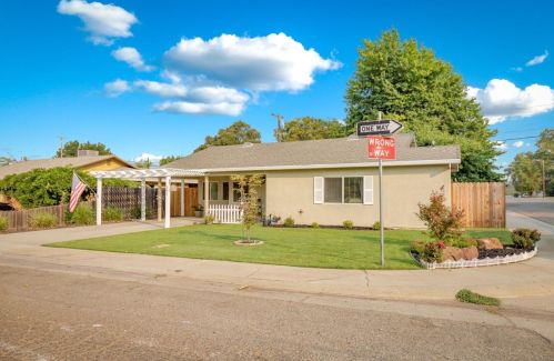301 Olive St, Wheatland, CA 95692-9474