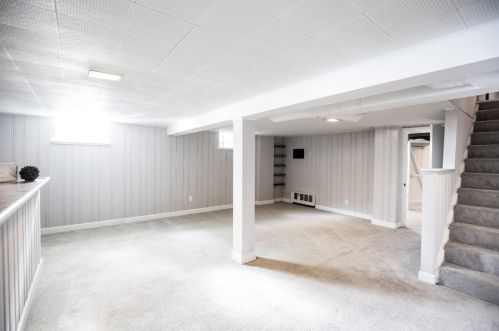 6477 Devonwood Dr, Cincinnati OH 45224-1118 exterior