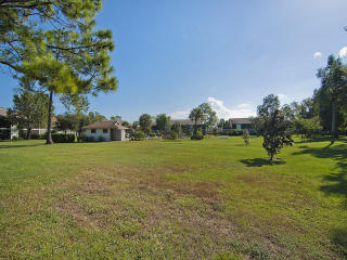 1220 Commonwealth Cir, Naples FL  34116-3625 exterior