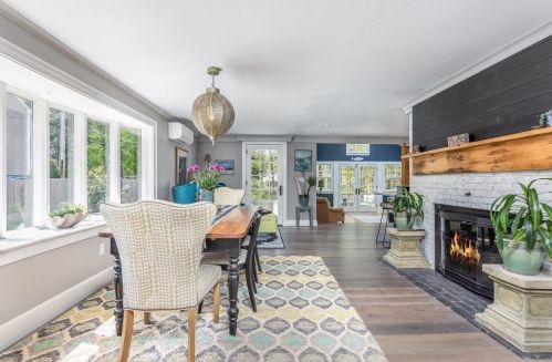 444 Essex St, Hamilton MA 01982-1511 exterior