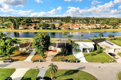 5488 Courtney Cir, Boynton Beach, FL 33472-1248