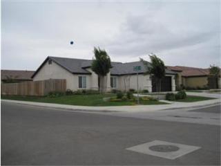 13603 Foyers Falls Dr, Bakersfield, CA 93314-8048