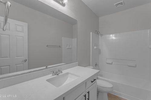 1739 Indigo St, Gilbert AZ 85298-3218 exterior