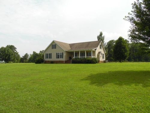 11795 Lunenburg County Rd, Keysville, VA 23947-2156