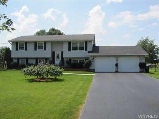 3680 Dickersonville Rd, Ransomville, NY 14131-9408