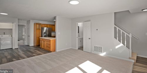 215 Waterbrook Ct, Woodstock, VA 22664-1778