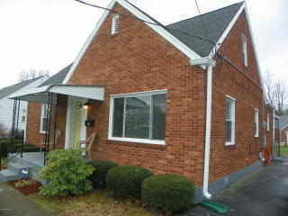4602 Kiefer Rd, Louisville, KY 40216-2906