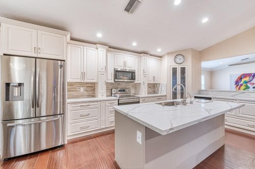 8323 Duomo Cir, Boynton Beach, FL 33472-7131