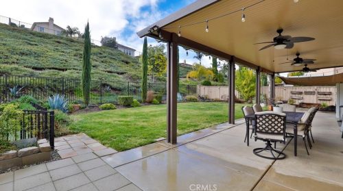 35595 Desert Rose Way, Lake Elsinore CA  92532-2905 exterior